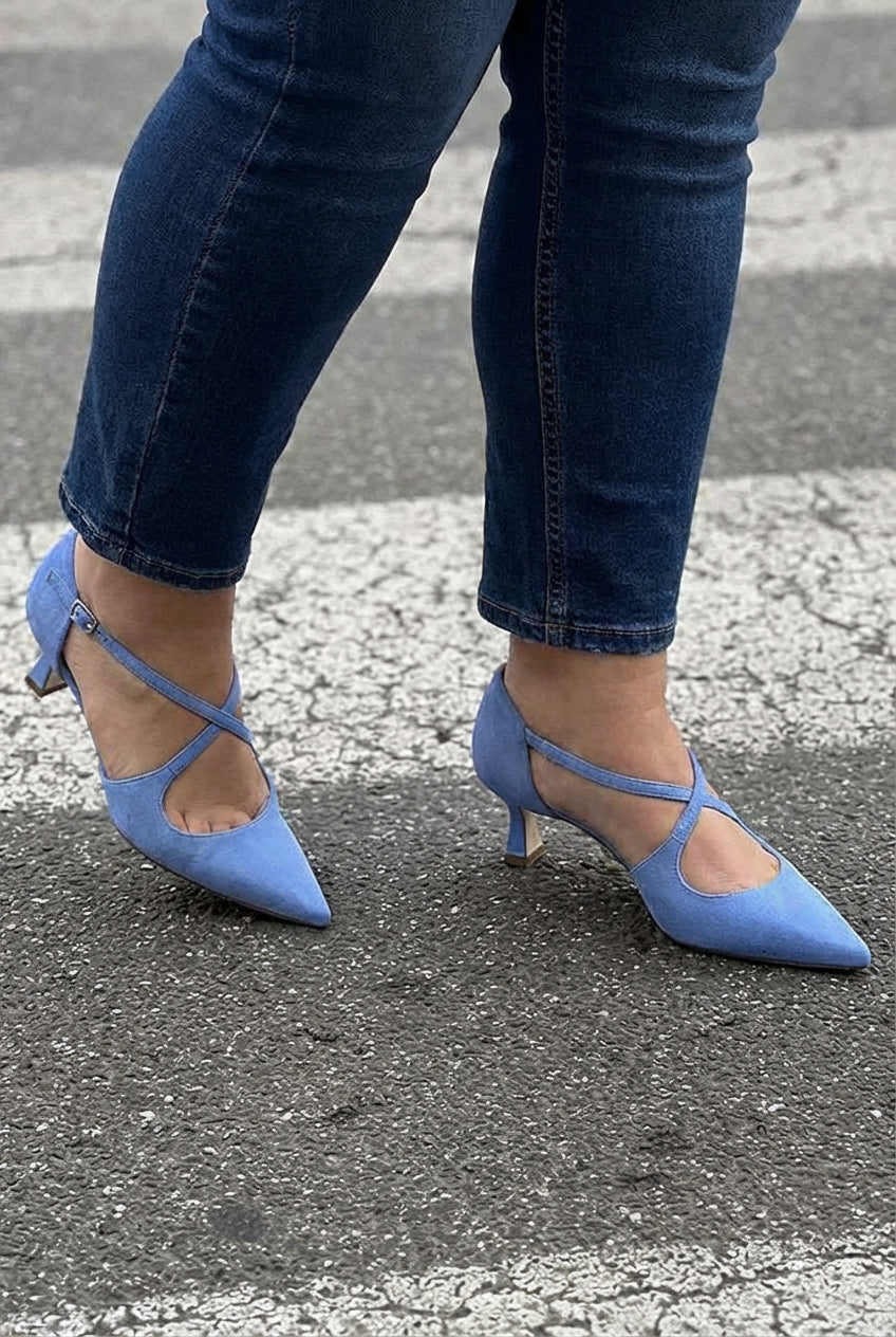 NADIA WITH CROSS STRAP