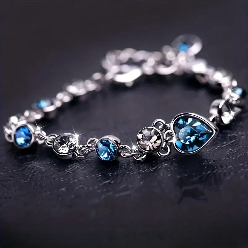 Heledd Heart Glow Bracelet | White Gold
