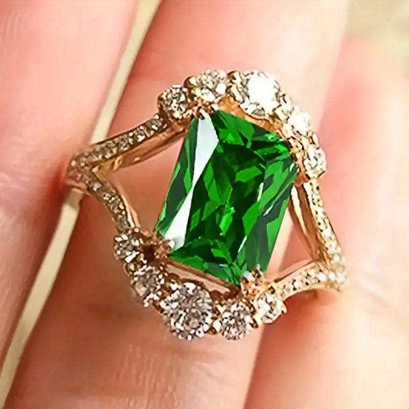 Briony Grenthal Ring | Gold