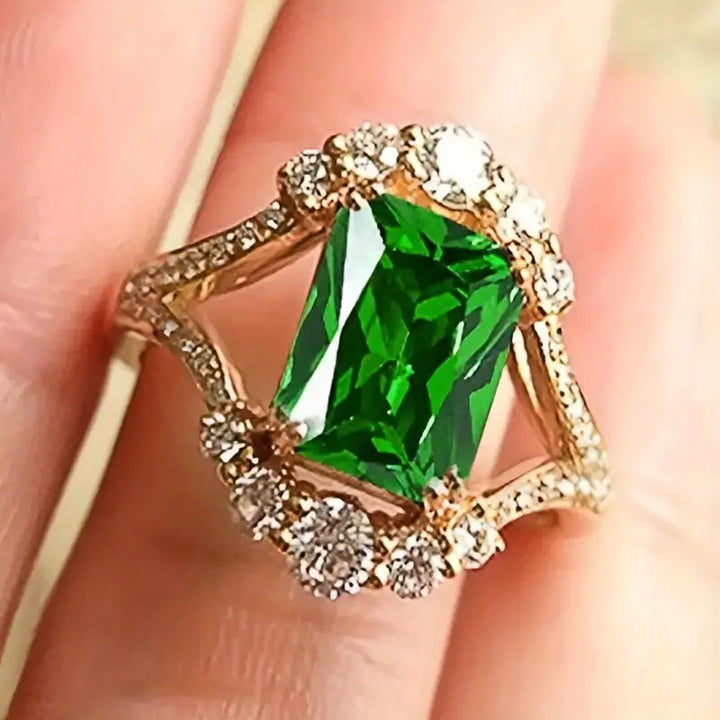 Briony Grenthal Ring | Gold