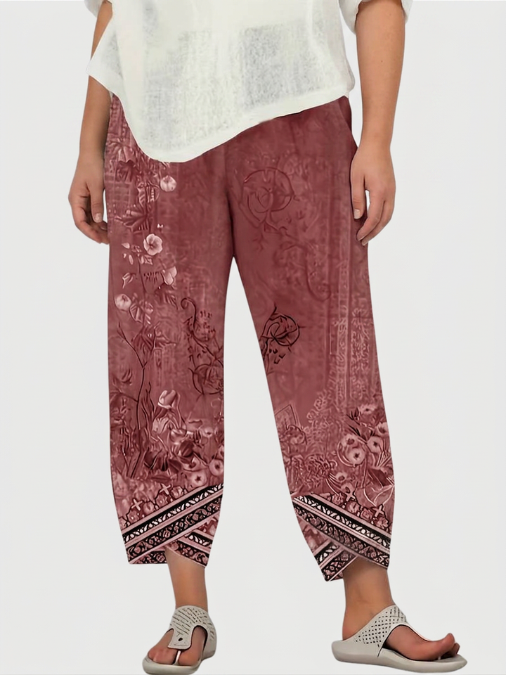 Olwen | Vintage Floral Capri Pant With Elastic Waist