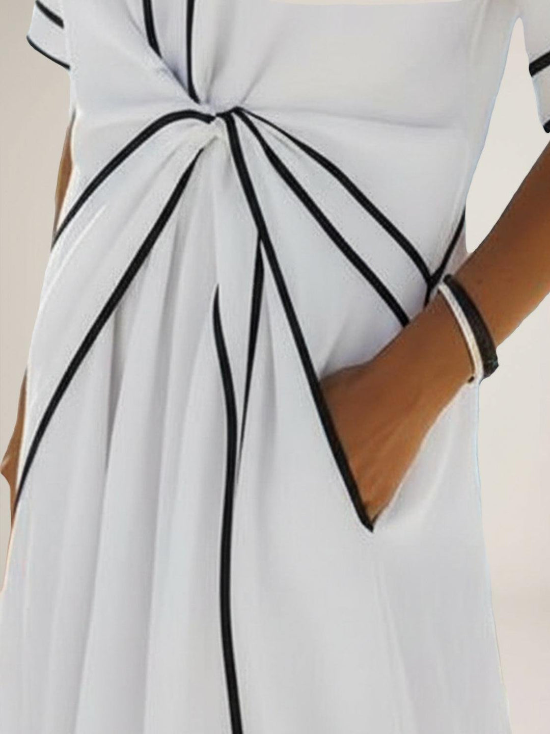 Sora - Knot-Waist Flowing Dress