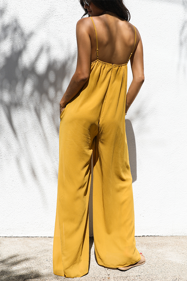 Anneliese - Classic Silhouette Pocketed Jumpsuit