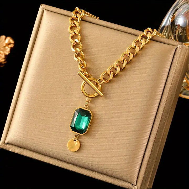 Posy Chain Emerald Pendant Necklace | Gold