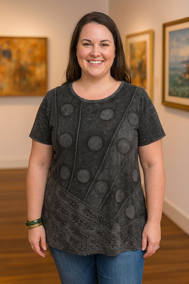 Romy | Artistic Top Flatters Beautifully