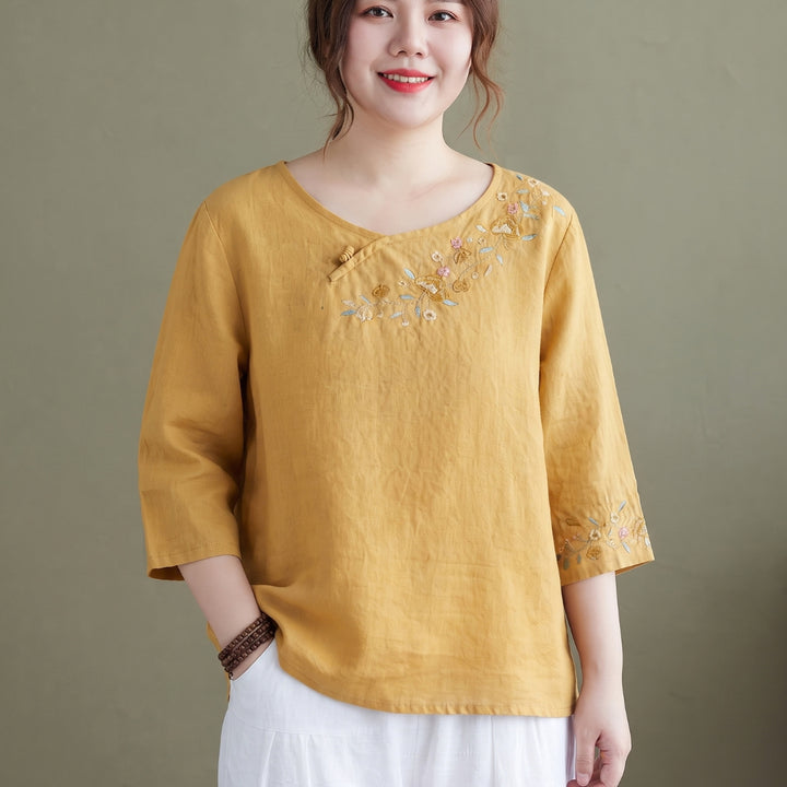 Delphine - Embroideried side open Half Sleeve Top