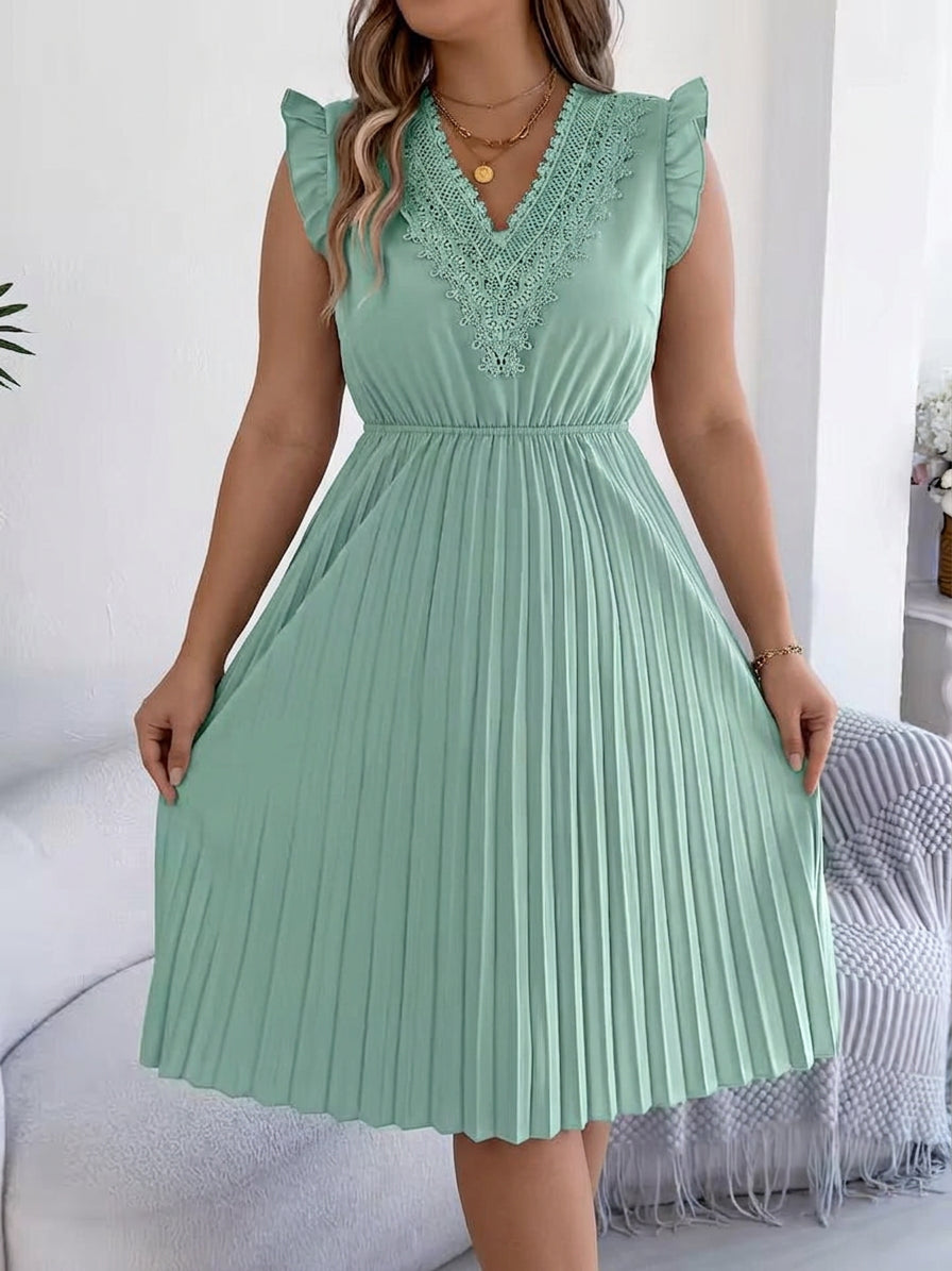Briony – Casual V-Neck Maxi Dress with Lace Detail