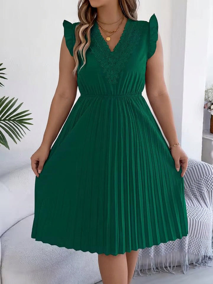 Briony – Casual V-Neck Maxi Dress with Lace Detail