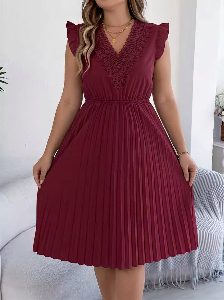 Briony – Casual V-Neck Maxi Dress with Lace Detail