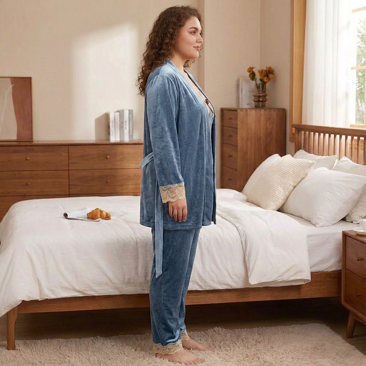 MALIA | ELEGANT BLUE VELVET LACE SLEEPWEAR SET