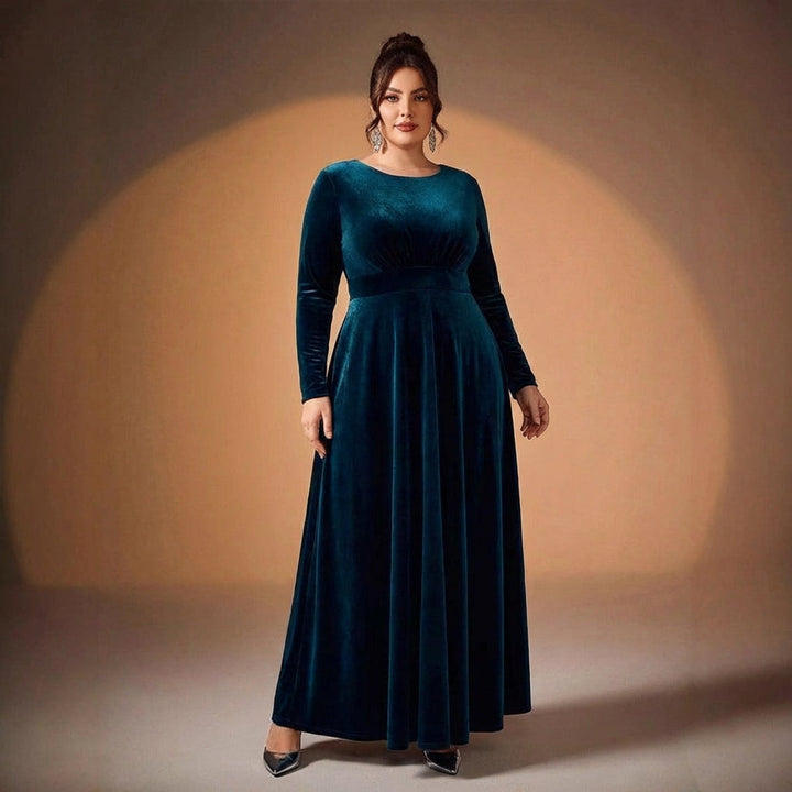 Maia | Long-Sleeve Velvet Maxi Dress