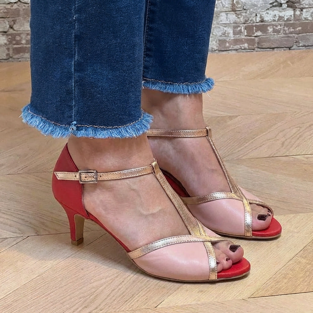 ELEGANT SANDAL WITH T-BAR STRAP
