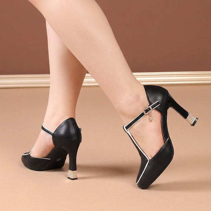 Monroe – T-Bar Jewel Pumps