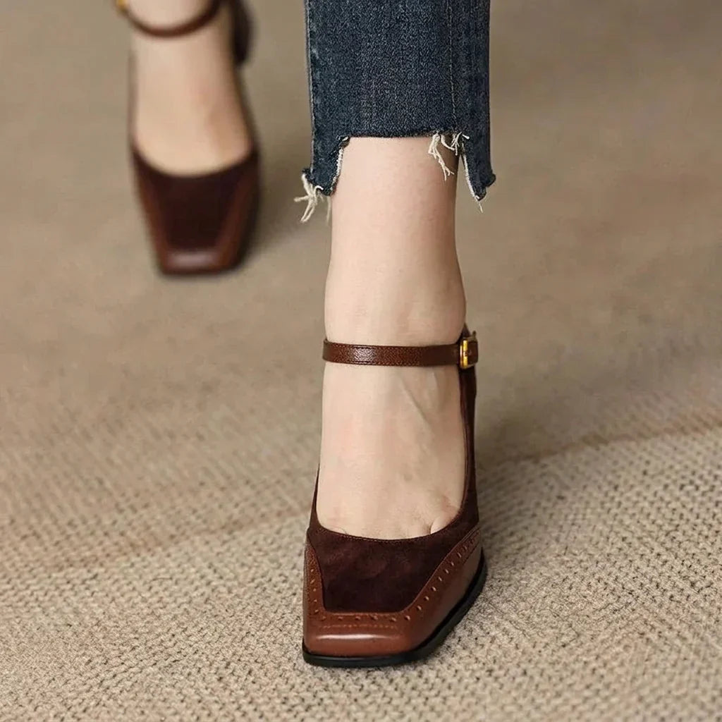 Dilys | Classic Pumps