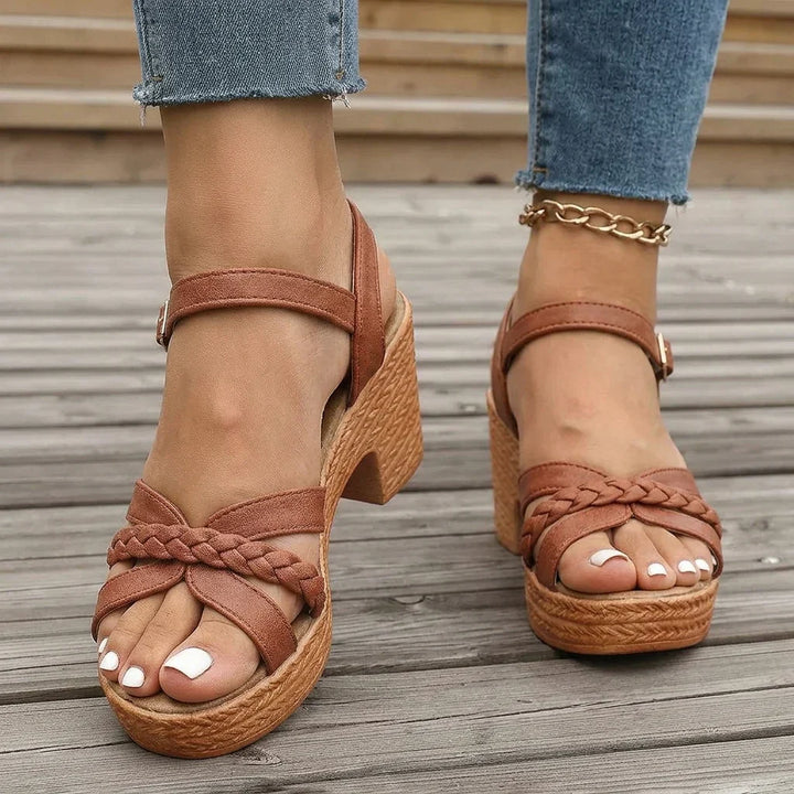 Junia | Orthopedic Sandals