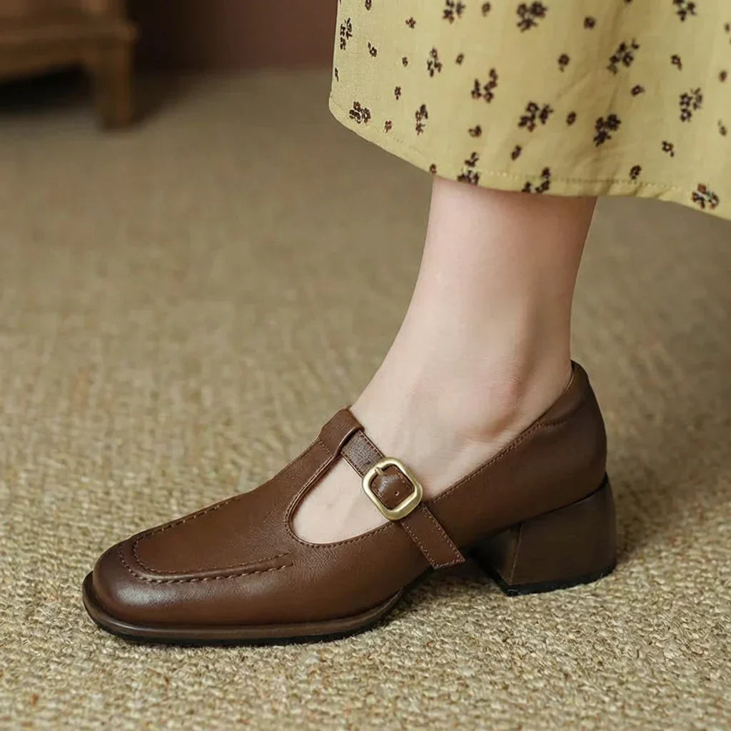 Lavinia | T-Strap Sandals
