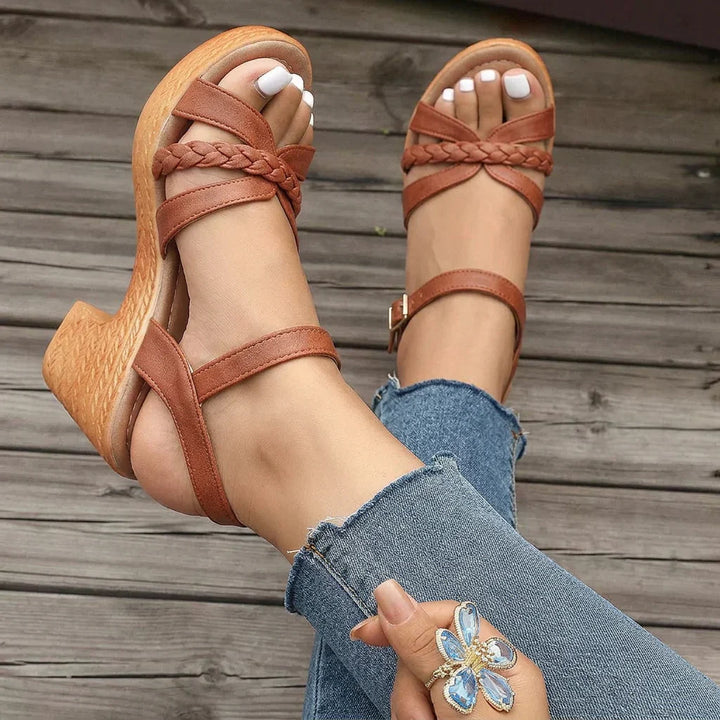 Junia | Orthopedic Sandals