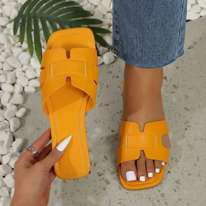 Tegan | Slides Sandals