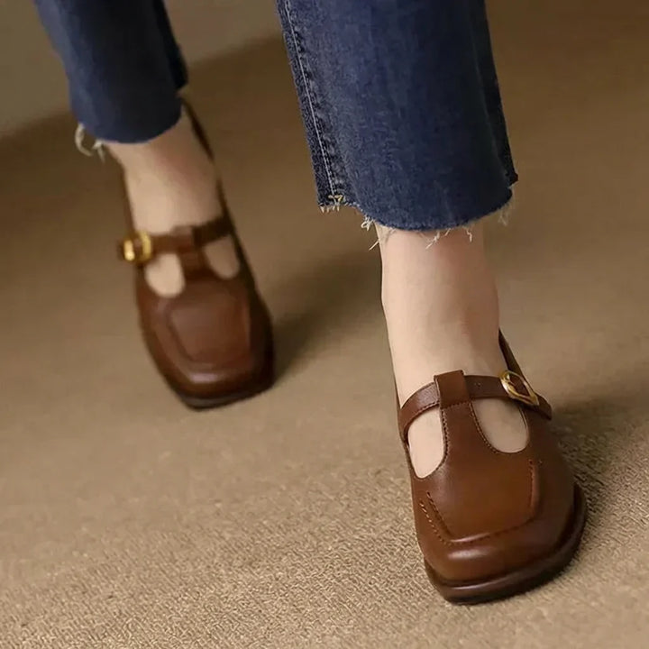Lavinia | T-Strap Sandals