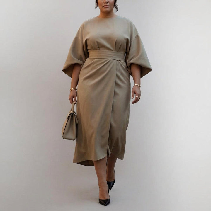 Zora | Maxi Dress with Batwing Sleeves