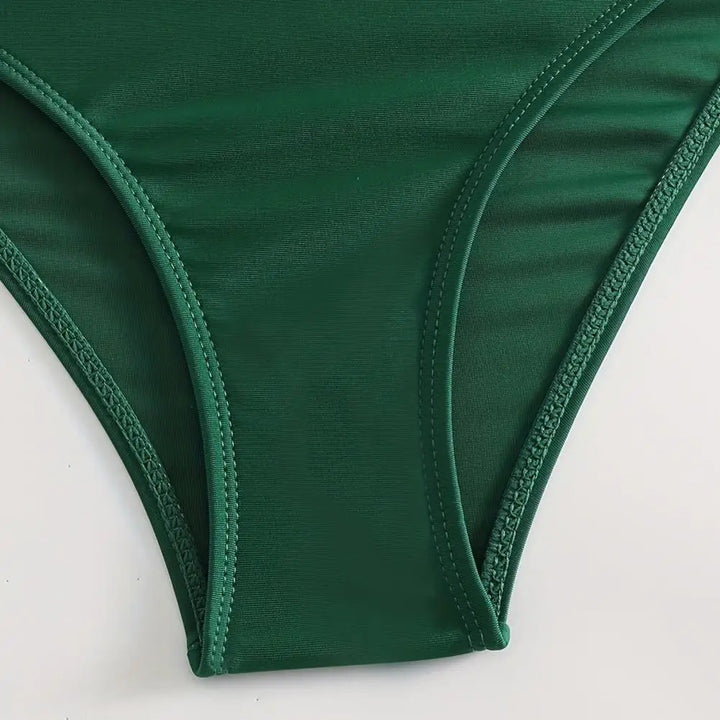 Wilhelmina | Your tummy-shaping bikini set with a stylish V-neck