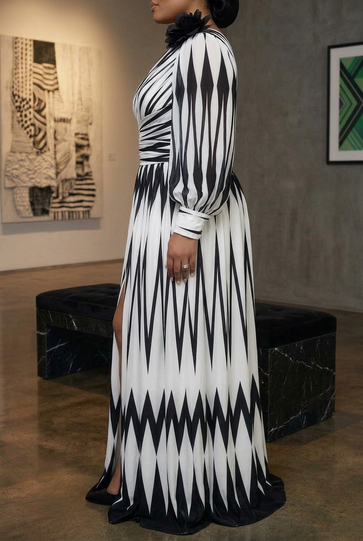 Tabitha - Elegant Striped Maxi Dress with One Shoulder