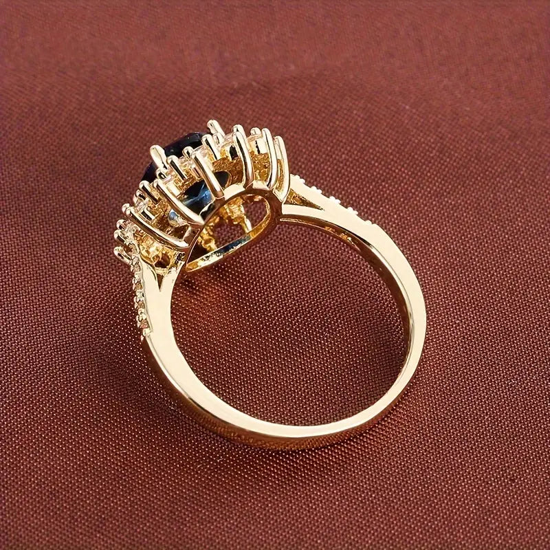 Verena Saphirae Ring | White Gold
