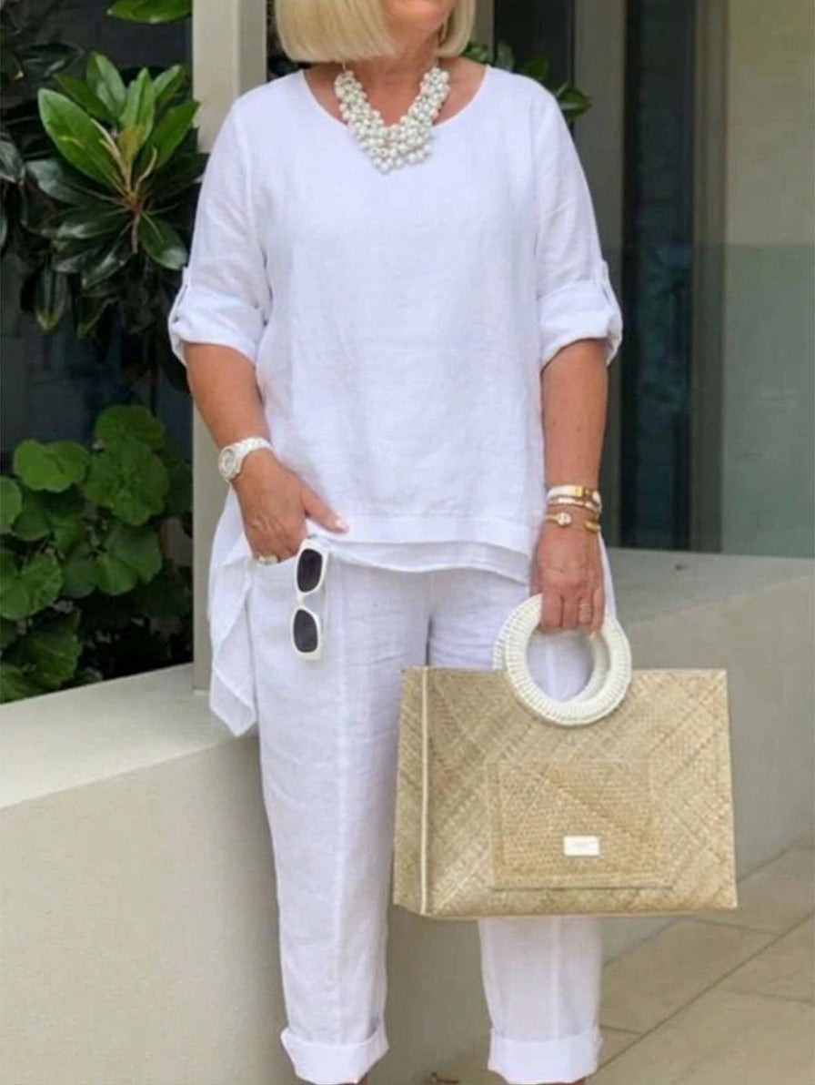 Posy Elegance Suit: Understated elegance