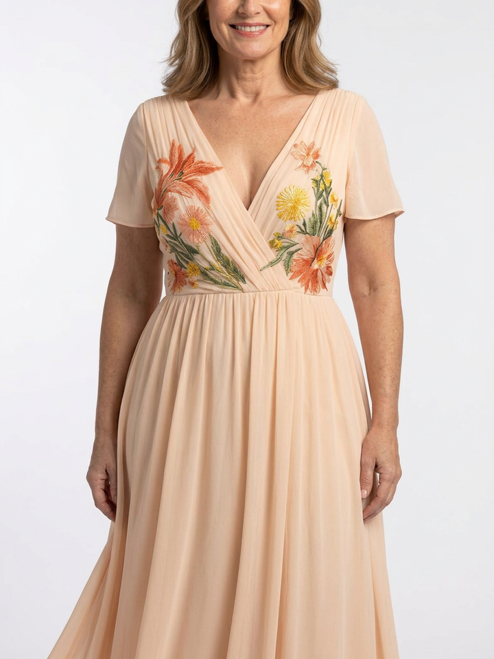 Cerys | V Neck Short Sleeve Pleated Floral Maxi Dress