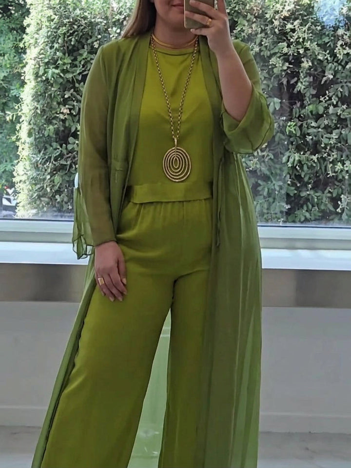 Niamh - Elegant Comfortable Set