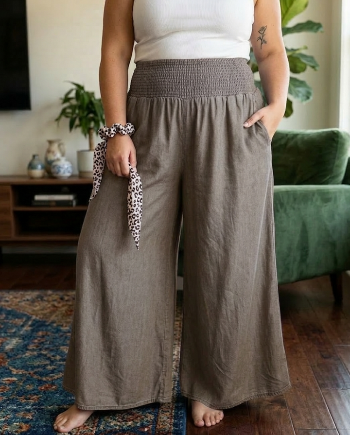 Halcyon - Comfy Wide-Leg Pants