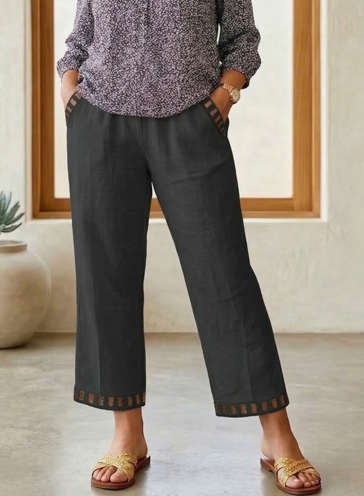 Rosanna – Relaxed Contrast Trim Cropped Pants
