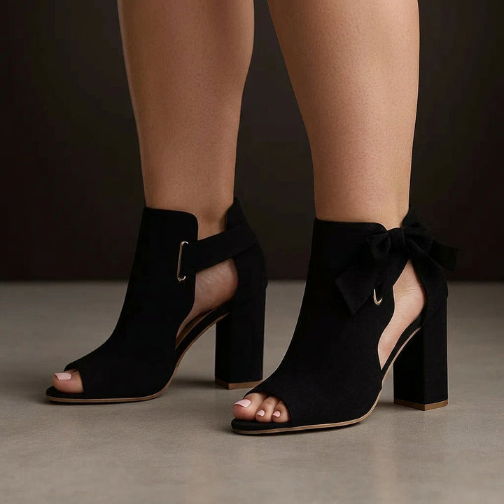 Genevieve – Elegant Heeled Sandals